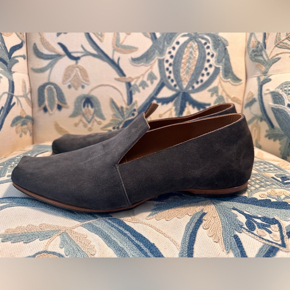 Cliff Dweller Suede Loafers.  Size 11/42 - Picture 2 of 7